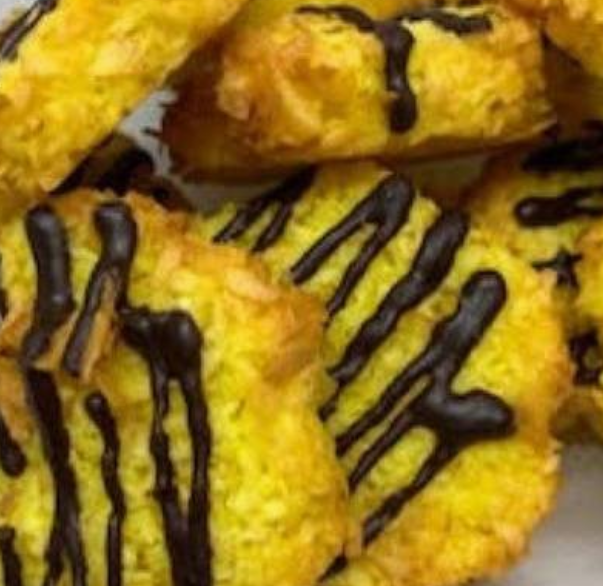   6 Macaroons